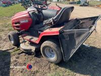 Lawnflite 906 ride on mower - 3