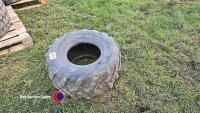 320 x 12 tyre - 4