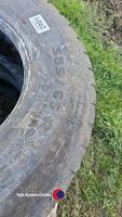 4 x 385/65 R22.5 tyres - 3