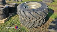 2 x 16.9 x30 Ford 8 stud wheel