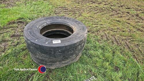 Pair of 245/70R17.5 tyres
