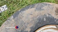 6 stud 12.5/80-15.3 wheel and tyre - 3