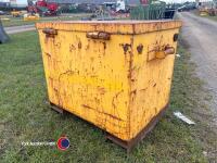 Storage/tool box with forklift sleeves, g/o