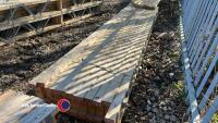 11 floor joists 4300mm span 304mm deep - 2