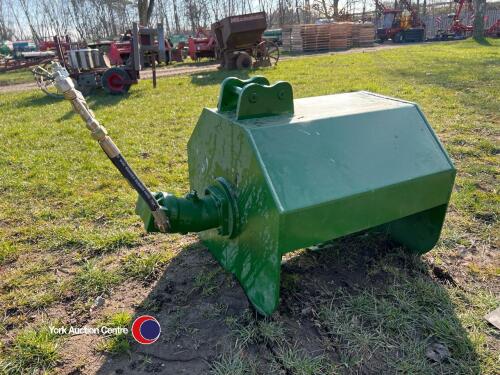 Mini digger hydraulic hedge/bush cutter