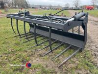 7ft 6in muck grab, pin and cone brackets