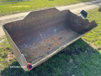 Heavy duty tractor loader bucket - 2