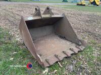 Digger bucket