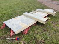Yard sweeper to fit pallet tines