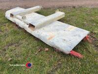 Yard sweeper to fit pallet tines - 4