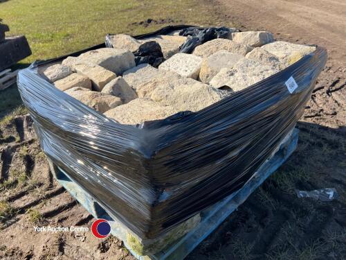 5m per pallet of gritstone reclaimed random size walling