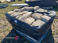 5m per pallet of gritstone reclaimed random size walling - 2