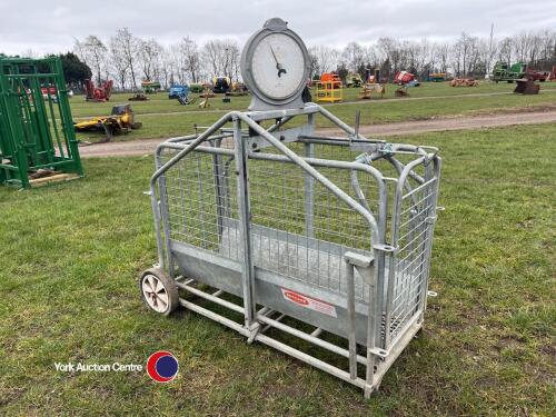 Ritchie lamb weigh, very little use