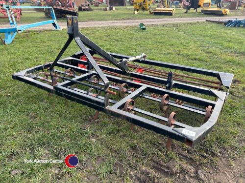 6ft horse arena tractor mounted leveller, 3 rows of tines with compacting roller, very good condition