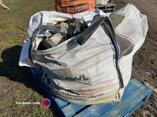 Bulk bag of black granite cobbles
