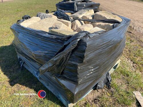 Reclaimed sandstone walling