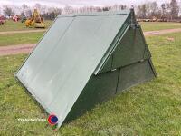 Green field shelter - 3