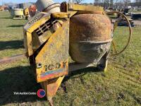 Winget 100T diesel 5/3 1/2 cement mixer - 3