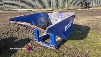 Tipping skip - 3
