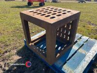 Heavy duty small engineers bench