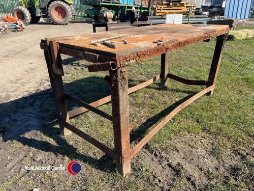 Metal welding work bench