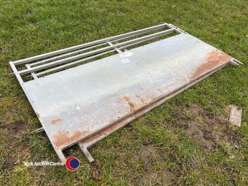 2 x 6ft IAE sheeted sheep hurdles