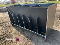 Double sided pig feeder hopper - 3