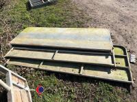 3 pin sheep hurdles - 3