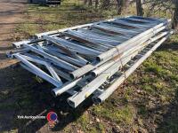 10 x self locking feed barriers