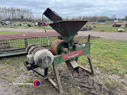Fraser corn roller working order