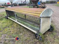Sheep hayrack feeder on wheels - 2