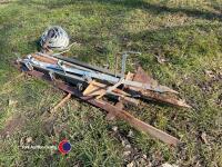 Assortment of electric fencing end posts - 3