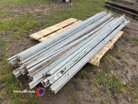 52 x security fencing rails, 6ft long - 3