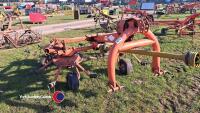 Kuhn 4 rotor tedder