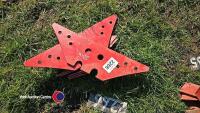 2 x Kverneland plough bodies, 3 x scimmers, 11 x plough point tips - 2