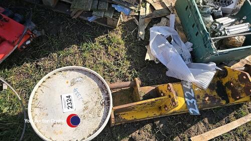 International 434 loader mounting plate