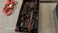 Quantity of lathe tooling (large)