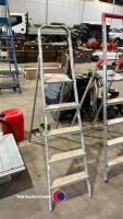 Set of aluminium step ladders - 2