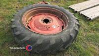 David Brown 1390 tractor rear wheel and tyre - 3