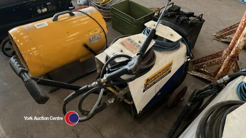 Brendon 240 volt pressure washer, working