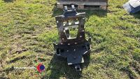 Massey Ferguson drawbar assembly - 3