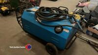 Steam cleaner c/w hand lance - 3