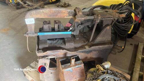 Electric powered hacksaw, 240v