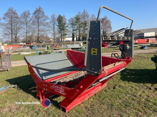 Swire bale un-roller, 2002