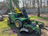 John Deere 1435 diesel outfront ride on mower - 2