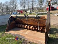 Mailleux 8ft 2in auger mixer bucket on pin and cone brackets