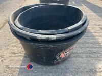 3 x lick tubs - 2