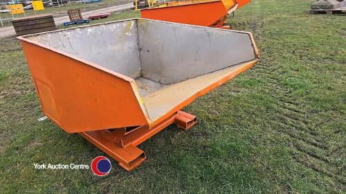 1250kg tip skip stainless lined
