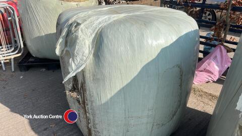 20x round bales of silage, collection from HU17 0UN