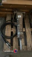 1.5T Bobcat mini digger pecker - 3